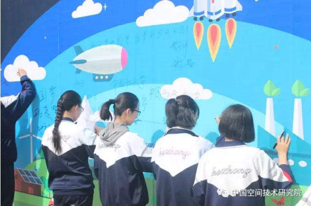 微信截图_20170426141535.png 微信截图_20170426141535.png